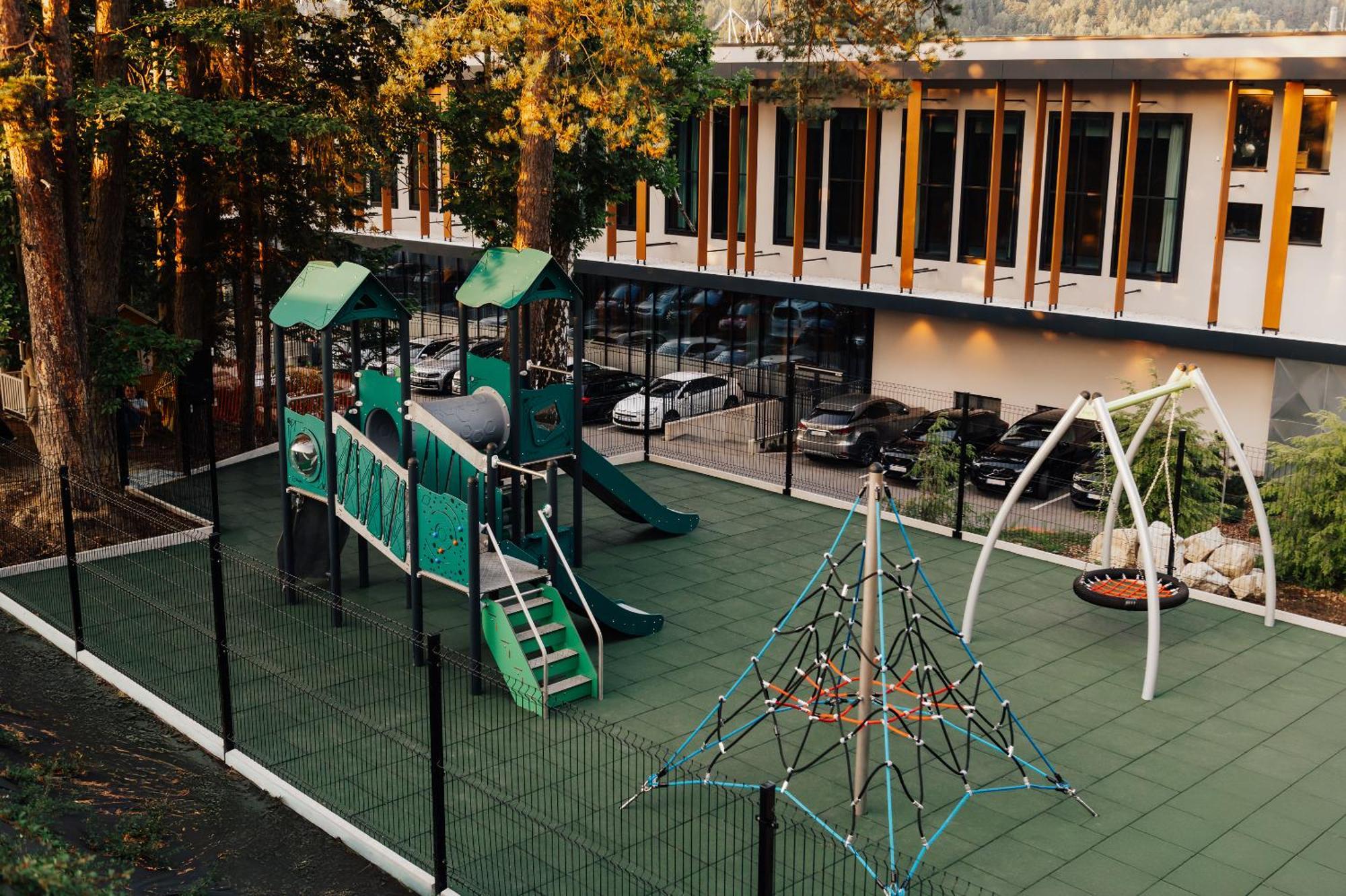 BELMONTE Hotel Krynica-Zdrój Kültér fotó